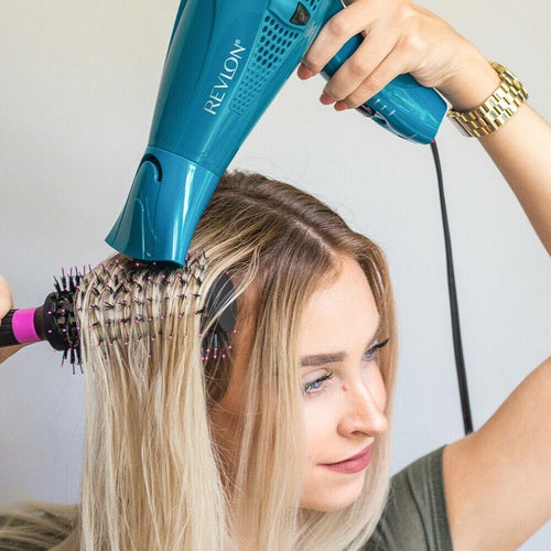 RVDR5175 Revlon Essentials Retractable Cord Hair Dryer, Teal Concentrator NEW - TuracellUSA